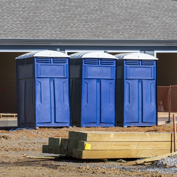 what is the cost difference between standard and deluxe portable toilet rentals in Franklin MN